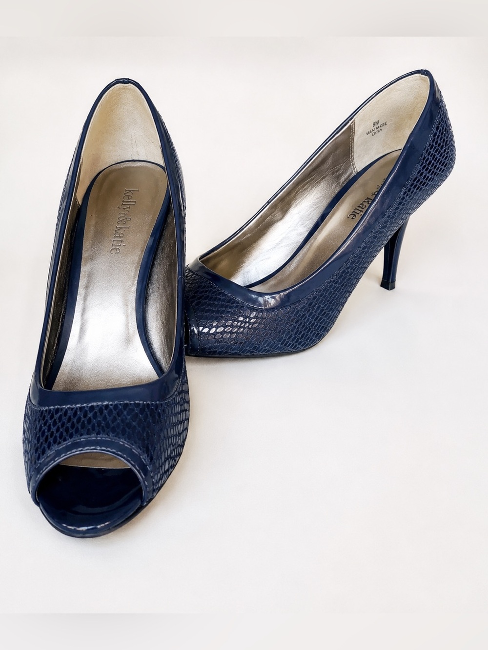 Navy Snakeskin Peep Toe Heels Size 8 Textured Stiletto Cocktail Wedding Guest